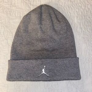 Men’s Jordan gray beanie